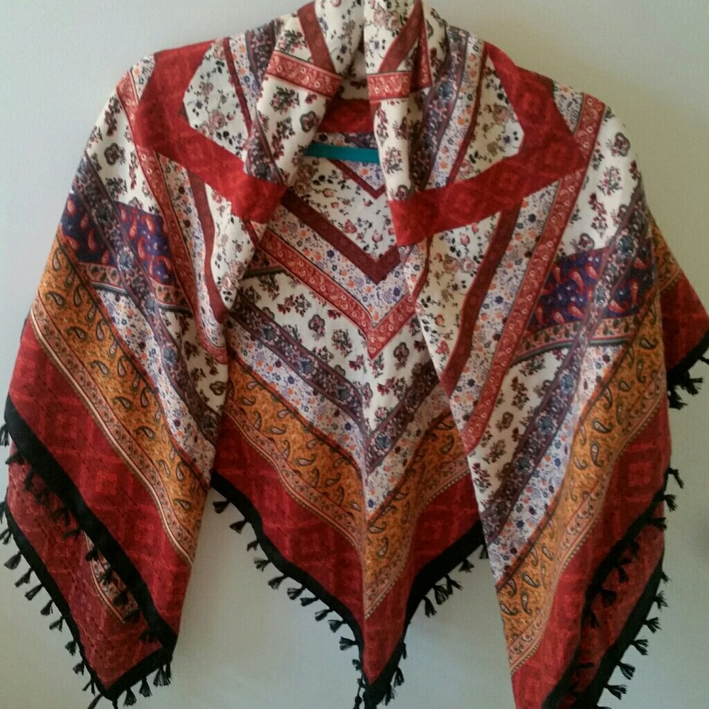 Multi colored scarf/ wrap with tassels - Picture 4 of 4